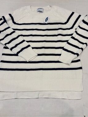 Old Navy Women's White & Navy Striped Crewneck Sweater